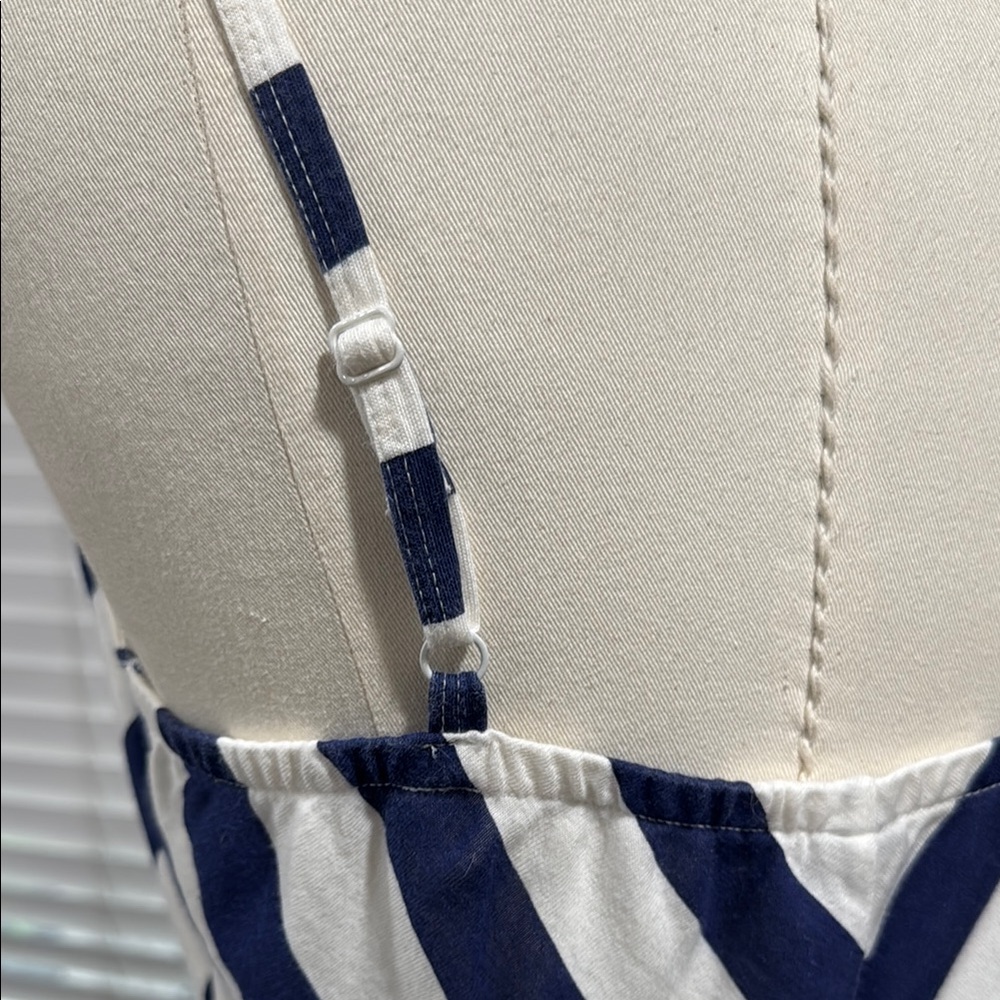 OLD NAVY Dress Fit and Flare Navy and White Chevron Striped MEDIUM - Picture 6 of 15